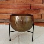 Round metal planter